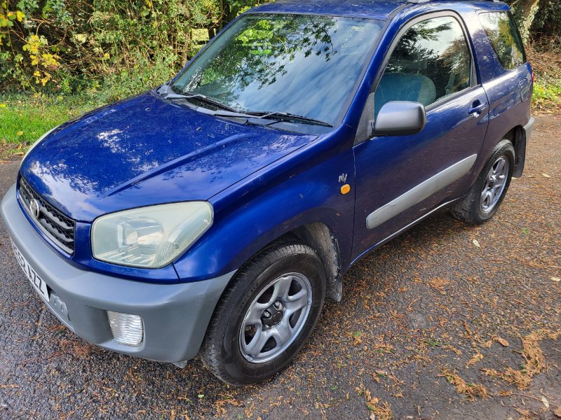 2002 Toyota RAV4 1.8 VVT-i NV SUV 3dr Petrol Manual (175 g/km, 123 bhp)